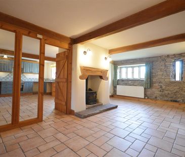 3 bed barn conversion to rent in Threshing Barn, Herefordshire, HR6 - Photo 1