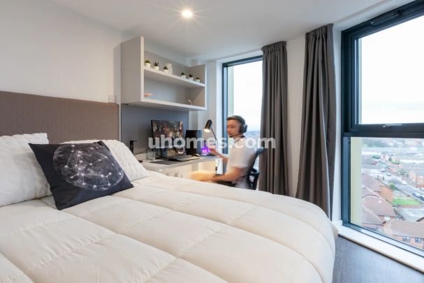 true Sky Studio-floor 11,12 - Photo 1