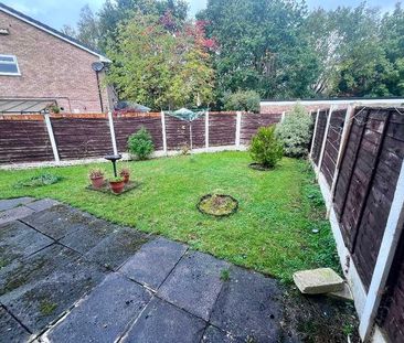 Armstrong Close, Birchwood, Warrington, WA3 - Photo 3