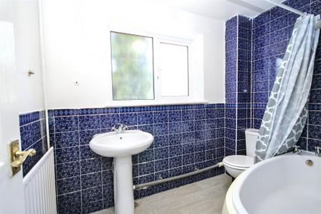 4 bedroom house to rent - Photo 4