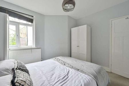 Kimble Road, South Wimbledon, SW19 - Photo 5