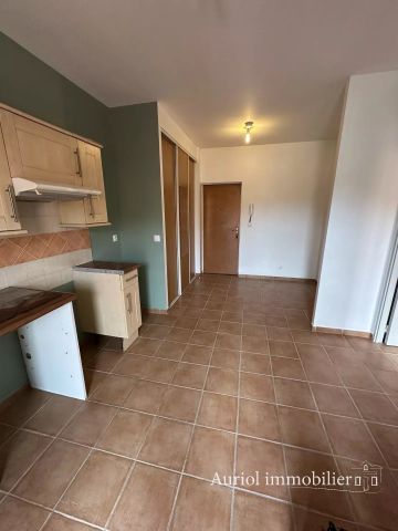 Location Appartement 2 pièces 31m² AURIOL 13390 - Photo 2