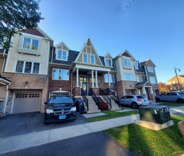 For Lease - 68 Lathbury Street, Brampton, Ontario - Photo 3