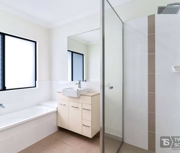 2 Hideaway Close, Palm Cove - Photo 1