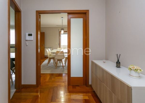 Apartamento T3 em Porto
