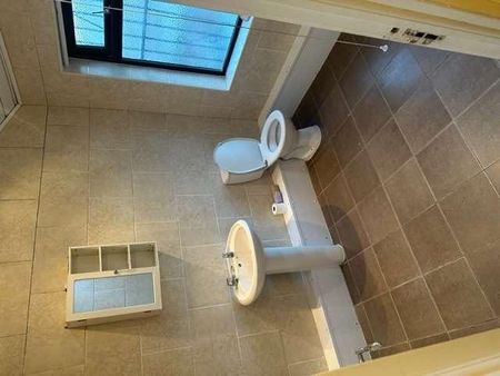 Bedroom Flat Available, S4 - Photo 5