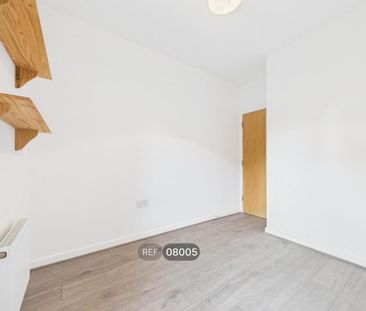2 bedroom townhouse to rent - Photo 3