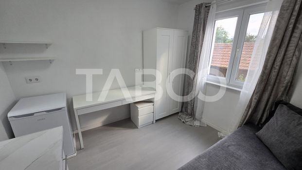 Garsoniera renovata la prima inchiriere etaj intermediar Lup - Fotografie 1