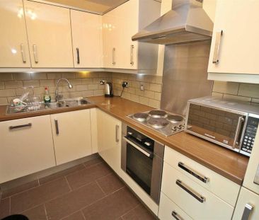 1 bedroom flat to rent - Photo 4