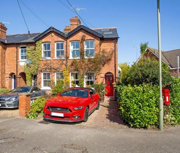 3 bedroom semi-detached house to rent - Photo 3