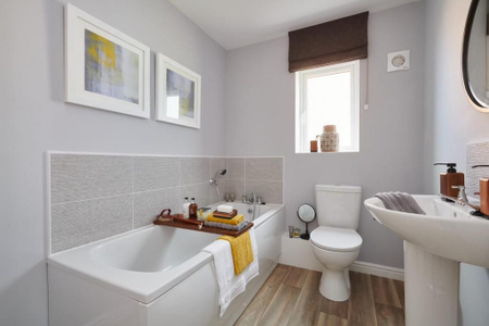 2 bedroom semi-detached house to rent - Photo 5