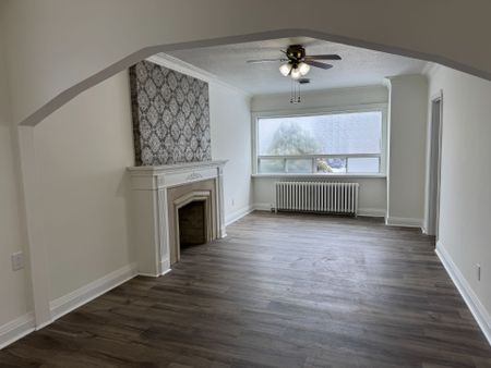 For Lease - 24 Hutton Avenue, Toronto, Ontario - Photo 2