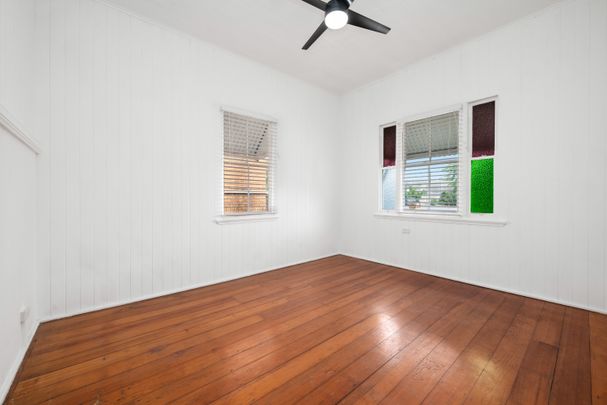 2/14 Church Avenue, QLD, 4102, Woolloongabba - Photo 1