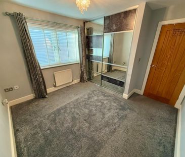 3 bedroom House To Let - Photo 4