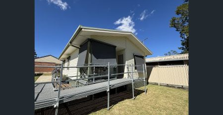 Prime Location - Photo 4