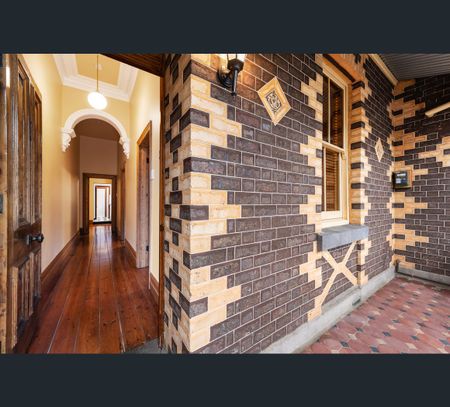 16 Raphael Street, Abbotsford, Vic 3067 - Photo 2