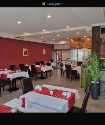 Haus mit Restaurant und Bar zu vermieten - Photo 1