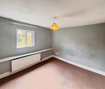 Caldicot, Monmouthshire - Photo 4