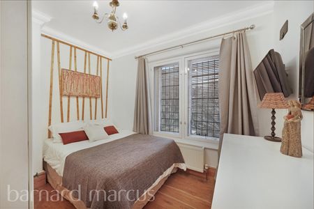 Cockspur Street, London, Westminster - Photo 4