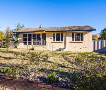 129 Gilmore Crescent, Garran ACT 2605 - House For Rent | Domain - Photo 5