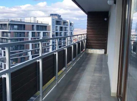 Penthouse 200 mp, 2 terase x100mp, 3 bai, Sophia Resedence - Photo 1