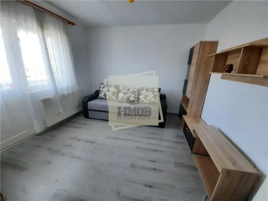 Apartament cu 2 camere decomandate si balcon pe Bulevardul Mihai Viteazu de inchiriat - Photo 1