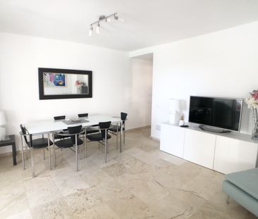 Middle Floor Apartment · Marbella - Photo 4