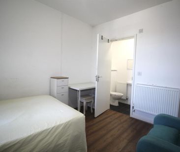 1 Bedroom Room To Let - Photo 4
