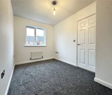 54, Whinmoor Way, Leeds, West Yorkshire, LS14 5NJ - Photo 4