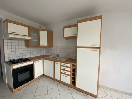 APPARTEMENT T2 avec place de parking - Photo 3