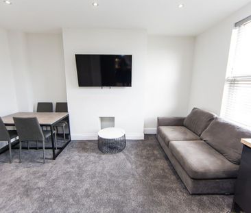 B Inglewood Terrace, Leeds - Photo 5