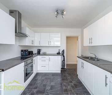 Craven Avenue, Lowton, Warrington, WA3 - Photo 2