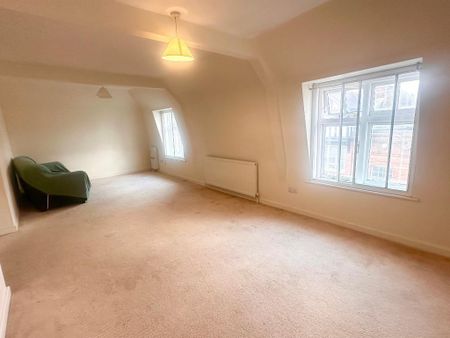 2 bedroom maisonette to rent - Photo 4