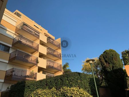 Location Appartement 2 pièces 59m² NICE 06200 - Photo 5