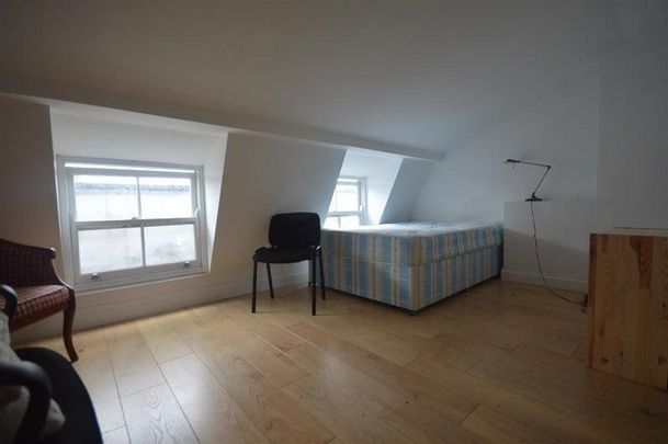 House share to rent - Photo 1