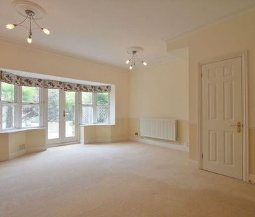 3 bedroom terraced house to rent - Photo 1