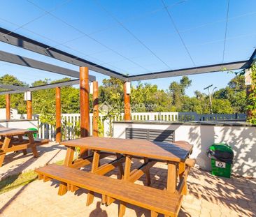Apartamento com 2 quartos e 45m² para alugar em Lomba do Pinheiro, ... - Photo 6