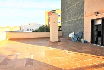 Ático de alquiler en Nueva Andalucía