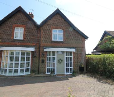 Bunce Common Road , Leigh, Reigate, RH2 - Photo 3