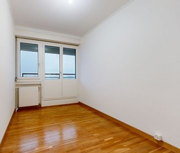 Magnifique appartement proche du Parc Geisendorf ! - Photo 2