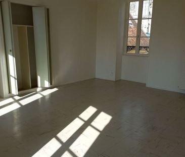 Appartement T2 dans belle petite résidence en coeur de ville de Clamec - Photo 4