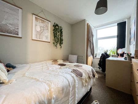 Rhymney Terrace, Cathays - Photo 3