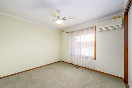 3 BEDROOM HOME IN MOOROOPNA! - Photo 4