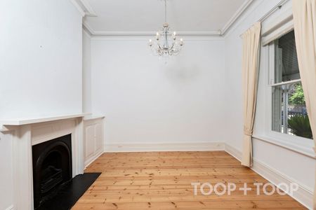 REFINED HERITAGE LIVING IN PRESTIGIOUS WALKERVILLE - Photo 3