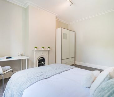 6 Bed Semi-Detached House, Ecclesall Road, S11 - Photo 6