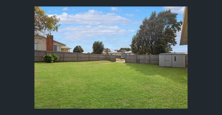 Freshly renovated home - Photo 5