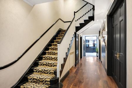 4 bedroom terraced house to rent - Photo 3