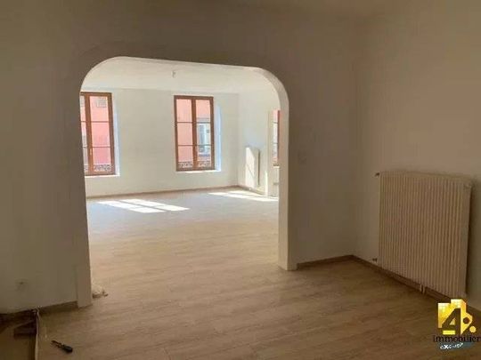 Location appartement Sainte-Marie-aux-Mines, 5 pièces, 3 chambres, 136 m², 850 € (Charges comprises) - Photo 1