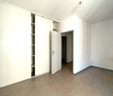 Location Appartement 3 pièces 69m² VALLON PONT D ARC 07150 - Photo 2