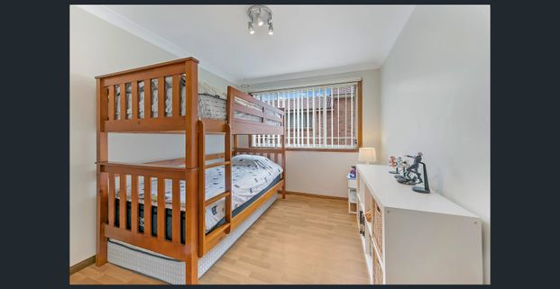 Stylish North-Facing Townhouse Offering Light, Space & Location - Photo 1